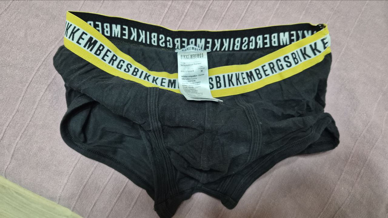 Ношенные трусы Bikkembergs от None7