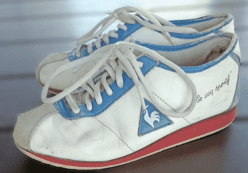 Ношенные кроссовки Le Coq Sportif из белой натуральной кожи от Маши — обычные люди, которые создают аутентичные коллекции ношенных вещей для Fetish-Store.ru. Гарантия подлинности, проверенные исполнители.